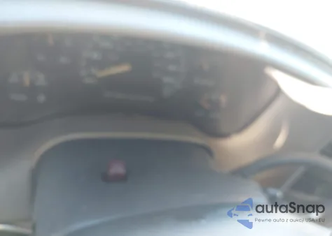 2003 Chevrolet Astro из США, поврежденный, VIN 1GNDM19X43B101800